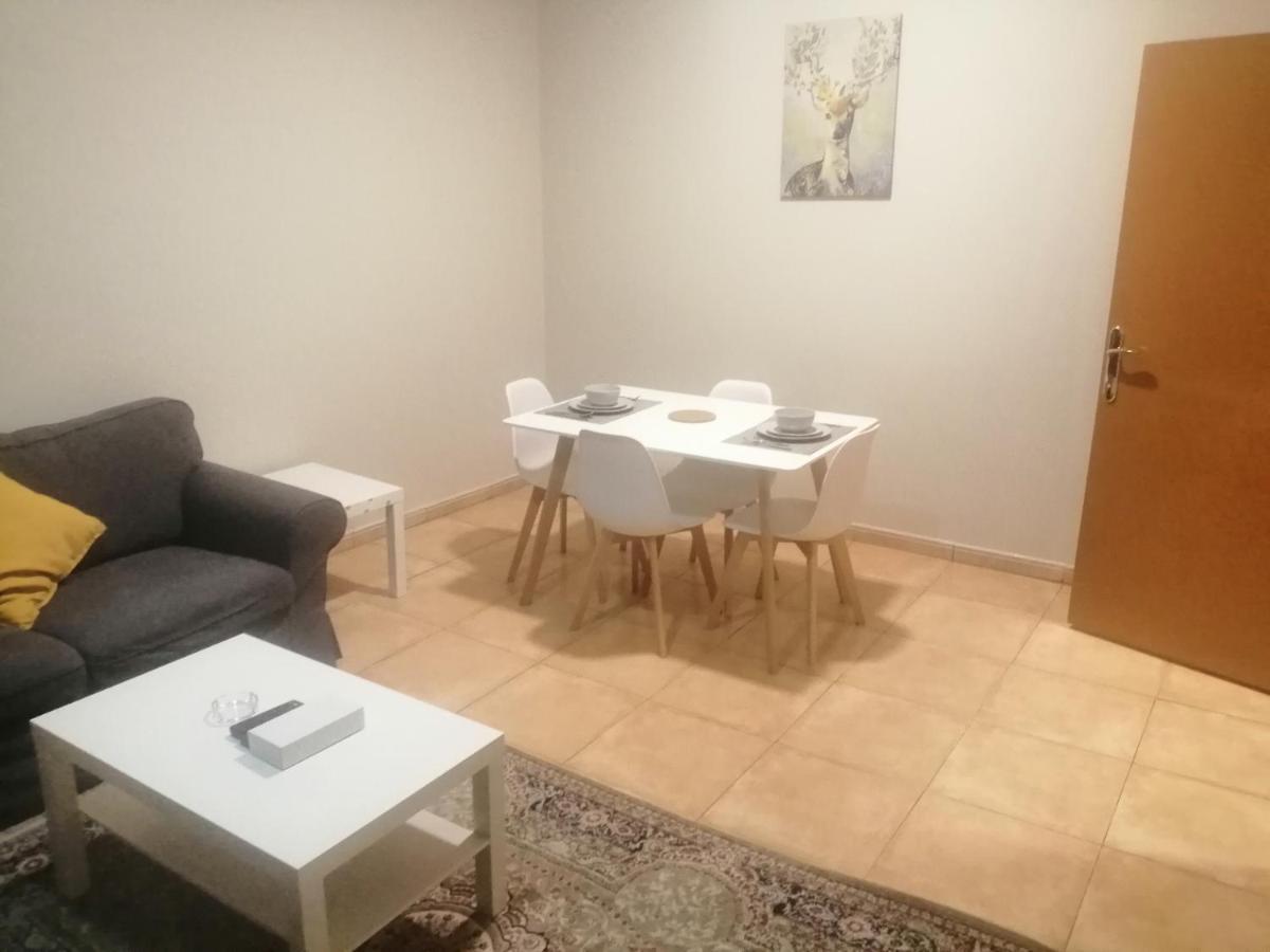 利雅德Nozol Al Toot Furnished Units公寓式酒店 外观 照片