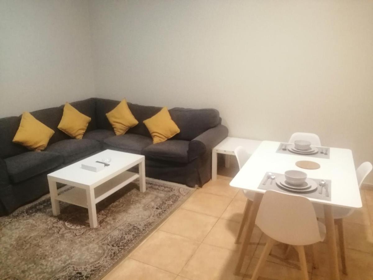 利雅德Nozol Al Toot Furnished Units公寓式酒店 外观 照片