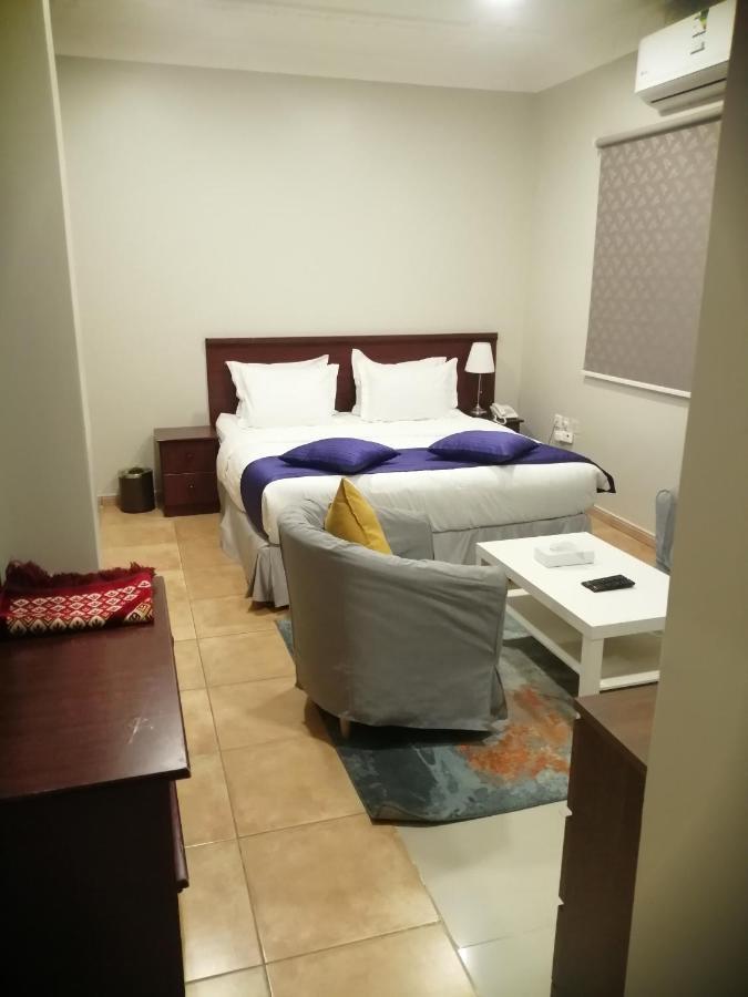 利雅德Nozol Al Toot Furnished Units公寓式酒店 外观 照片