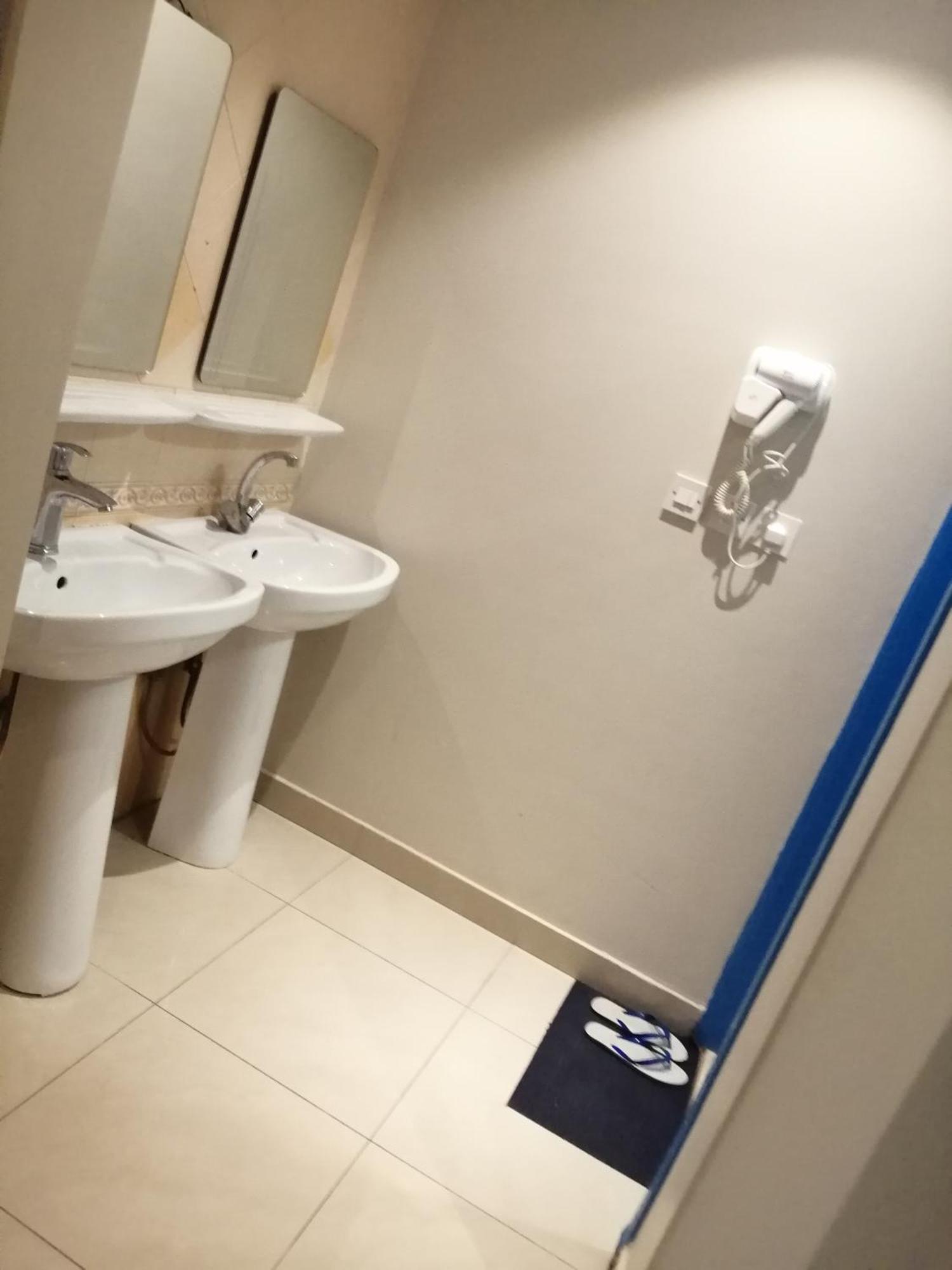利雅德Nozol Al Toot Furnished Units公寓式酒店 客房 照片